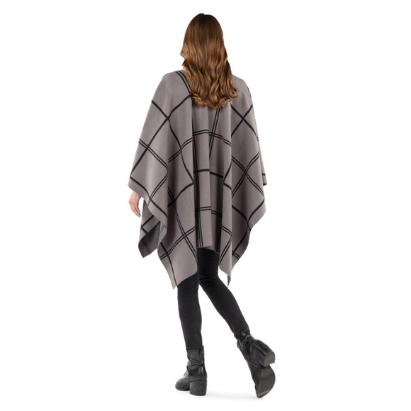 Patricia Nash Plaid Cape - Picture 6 of 8